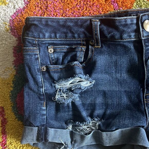 EXCELLENT DISTRESSED AMERICAN EAGLE SUPER STRETCH HI-RISE SHORTIE SIZE 10 - Picture 5 of 7